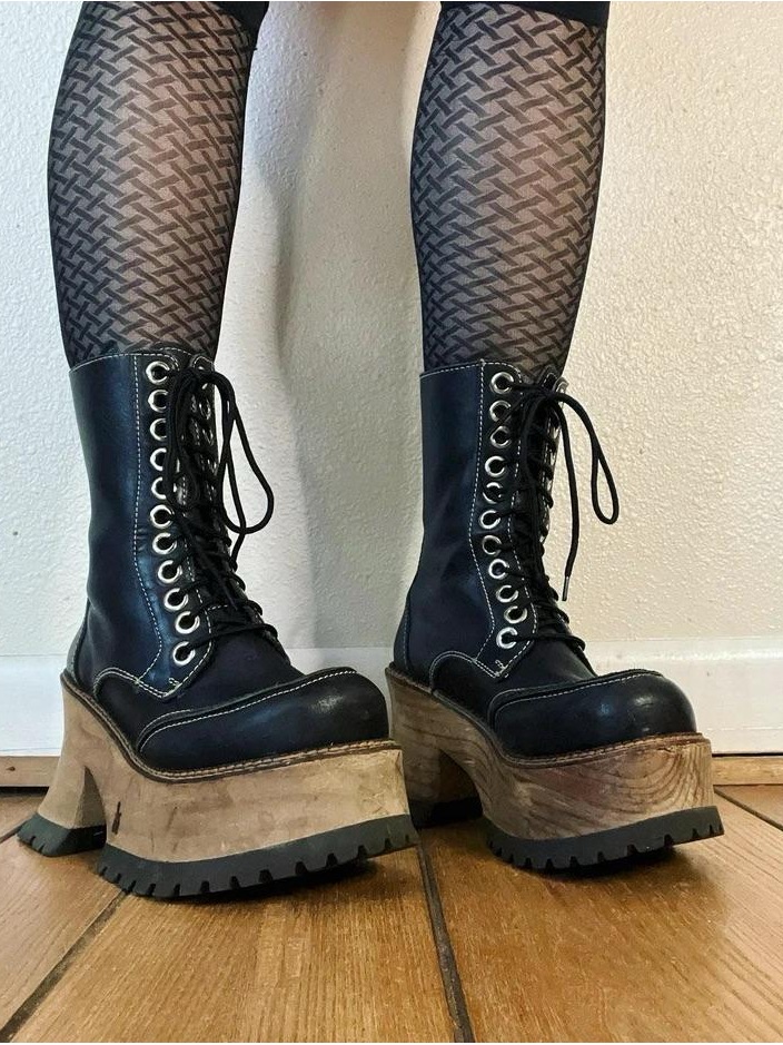 Rare Vintage 90s London Underground Leather Black Platform Lace Up Boots. Size 6